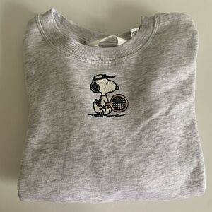 H&M Girls Crewneck Sweatshirt Light Grey Snoopy Size  8-10
